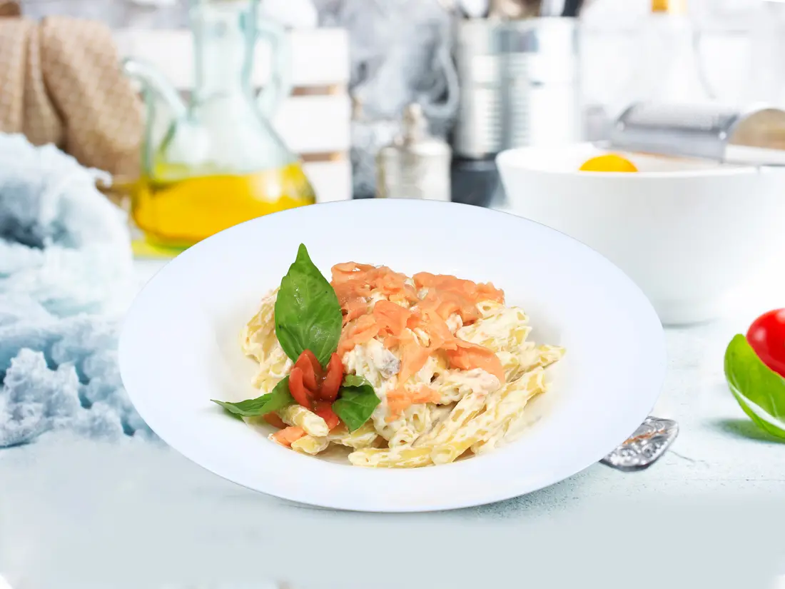 Smoked salmon Pasta